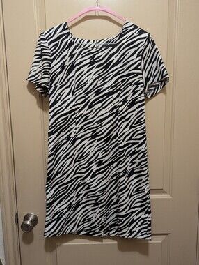 Zebra striped dress, 10P